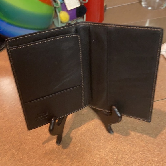 Gianni Versace Medusa Bi-Fold Wallet - Picture 8 of 9